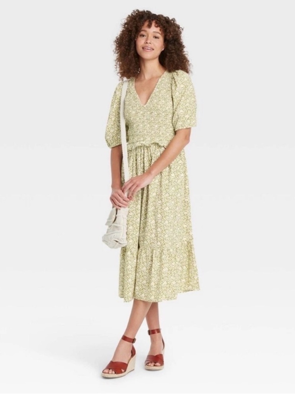 UEC Universal Thread Cream & Olive Floral Smocked Midi Dress – Size Small